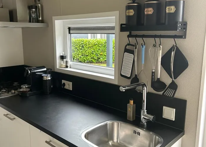 Moderne Met Hottub *