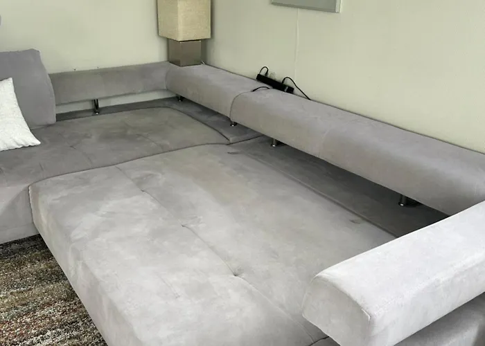 Moderne Met Hottub * Lathum